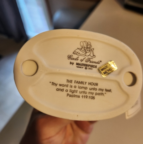 Circle of Friends Porcelain Decor - Picture 3 of 3